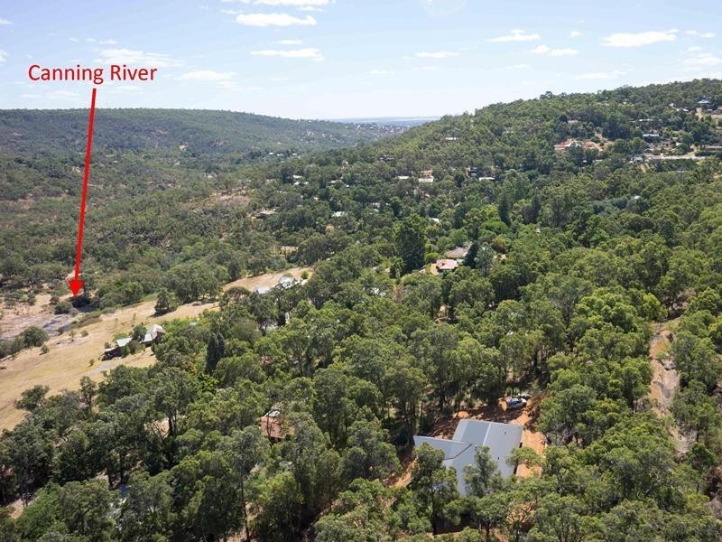 68b Croyden Road, Roleystone WA 6111