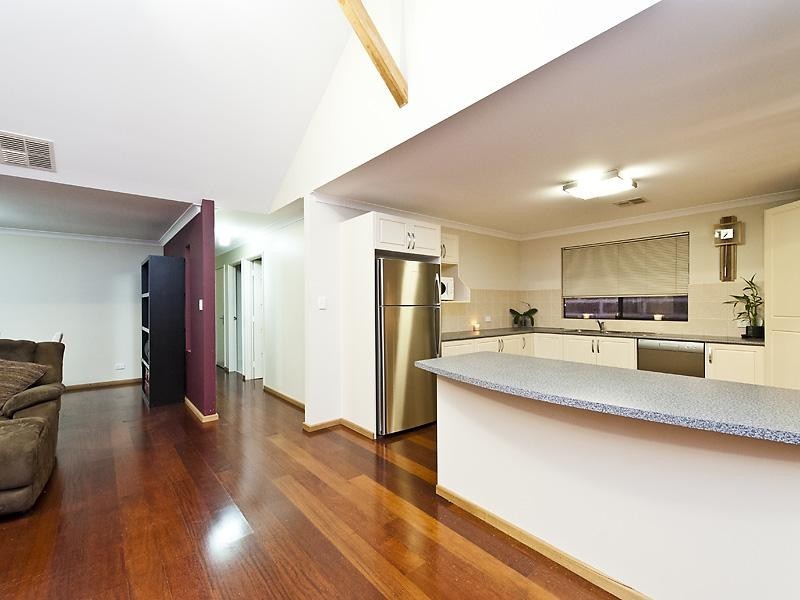 68b Croyden Road, Roleystone WA 6111