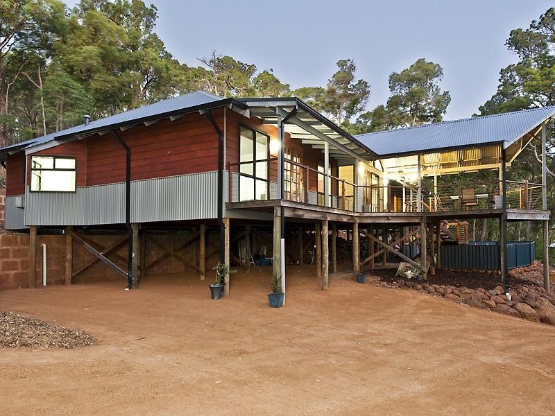 68b Croyden Road, Roleystone WA 6111