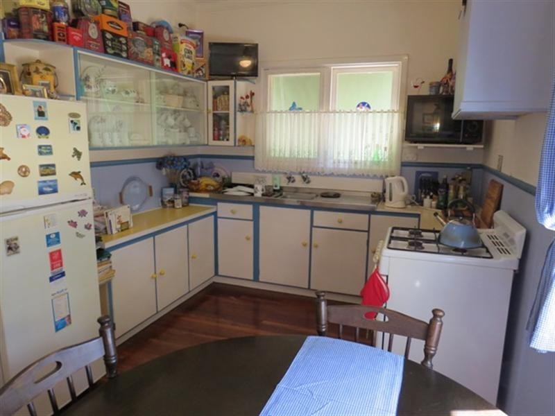 12 Lane Road, Kalamunda WA 6076