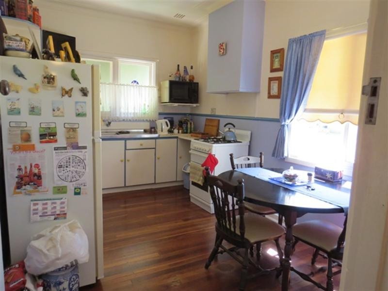 12 Lane Road, Kalamunda WA 6076