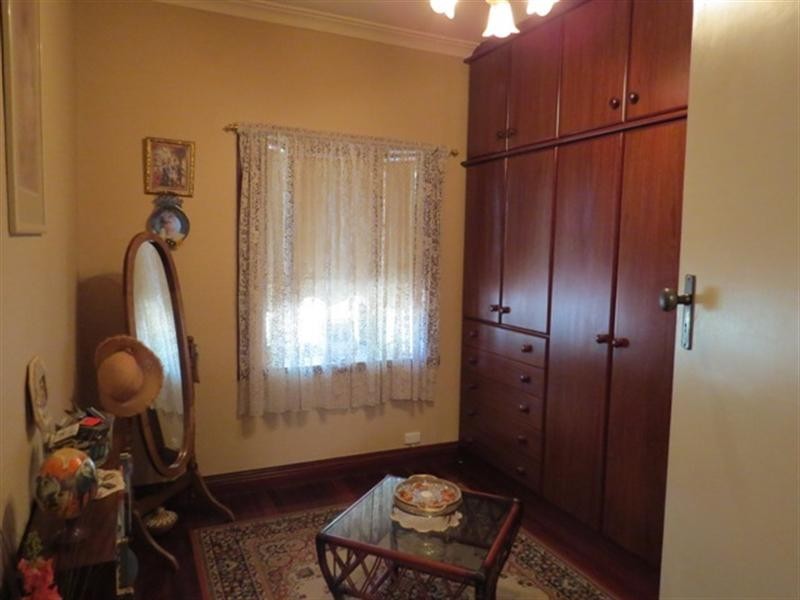 12 Lane Road, Kalamunda WA 6076