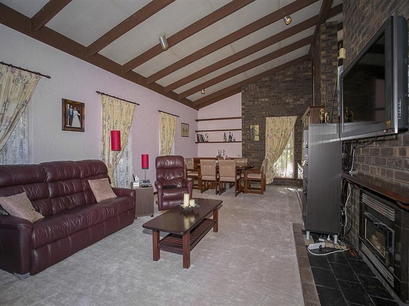 1 Ash Road, Carmel WA 6076