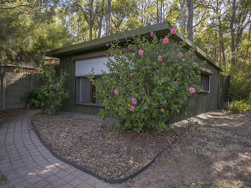 1 Ash Road, Carmel WA 6076