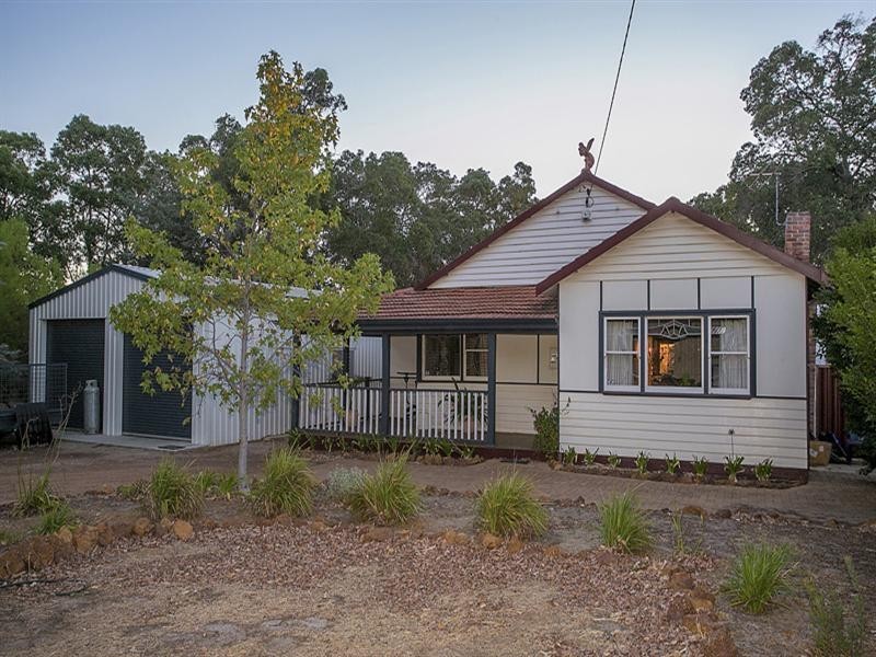 168 Canning Road, Kalamunda WA 6076