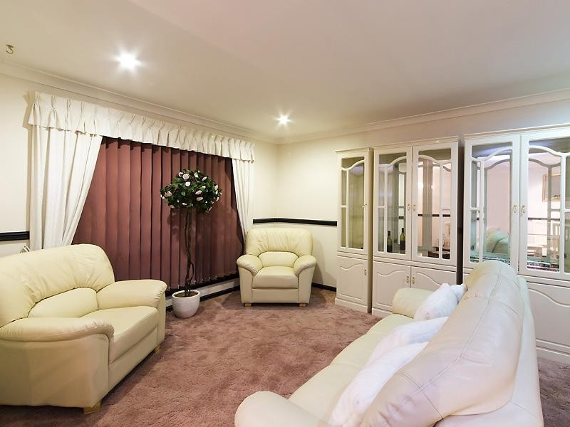 2 Cable Close, Seville Grove WA 6112