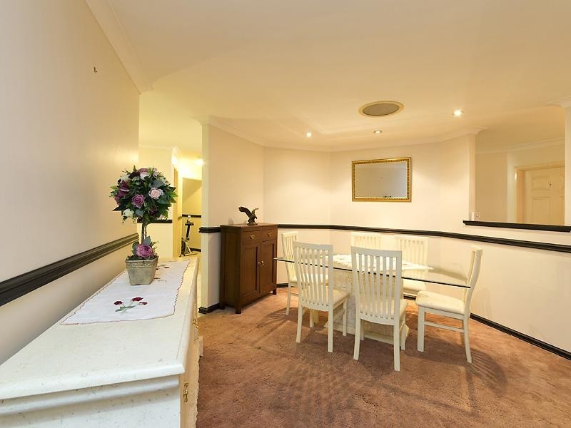 2 Cable Close, Seville Grove WA 6112