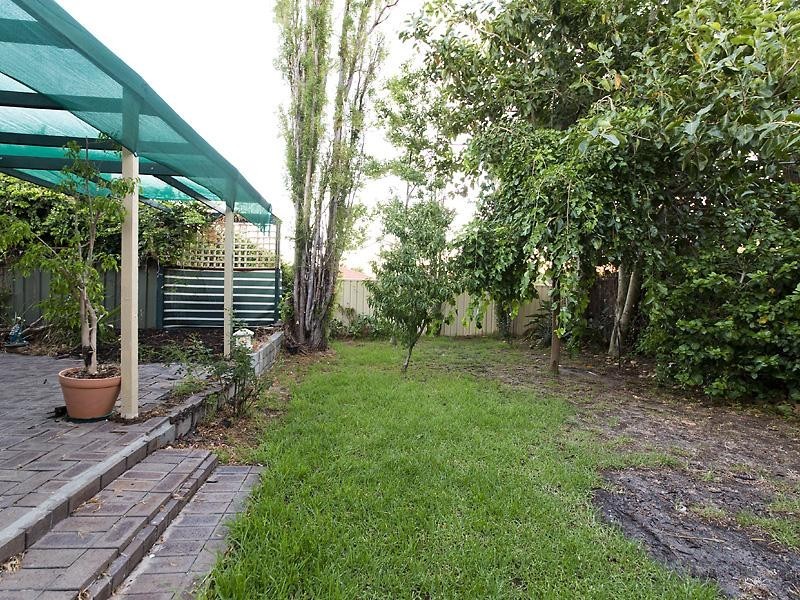 2 Cable Close, Seville Grove WA 6112