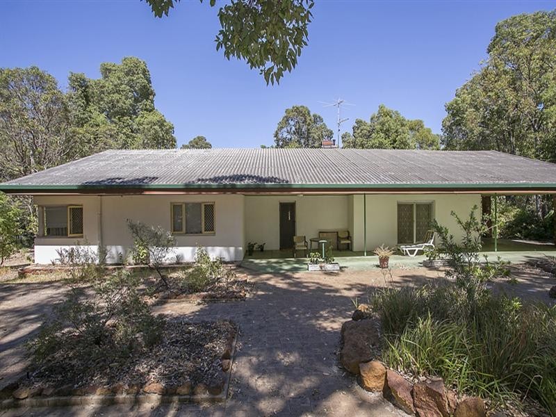 6 Gilmour Road, Roleystone WA 6111