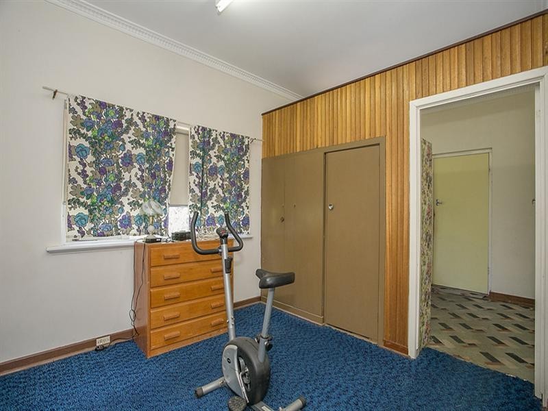 6 Gilmour Road, Roleystone WA 6111