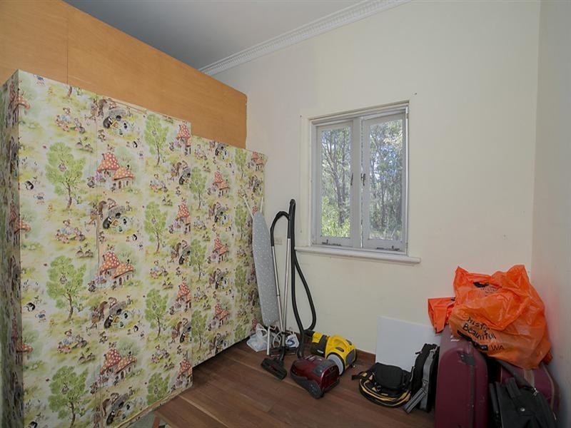 6 Gilmour Road, Roleystone WA 6111