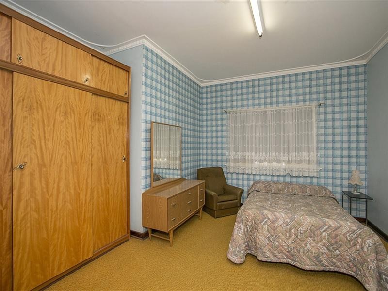 6 Gilmour Road, Roleystone WA 6111