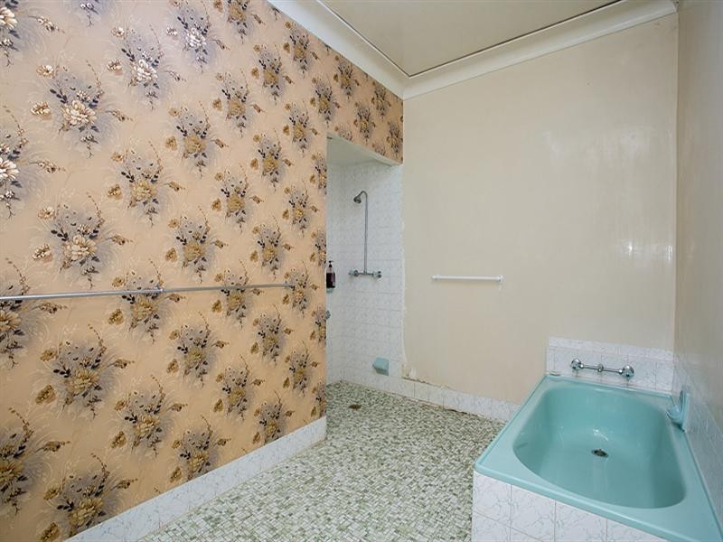 6 Gilmour Road, Roleystone WA 6111