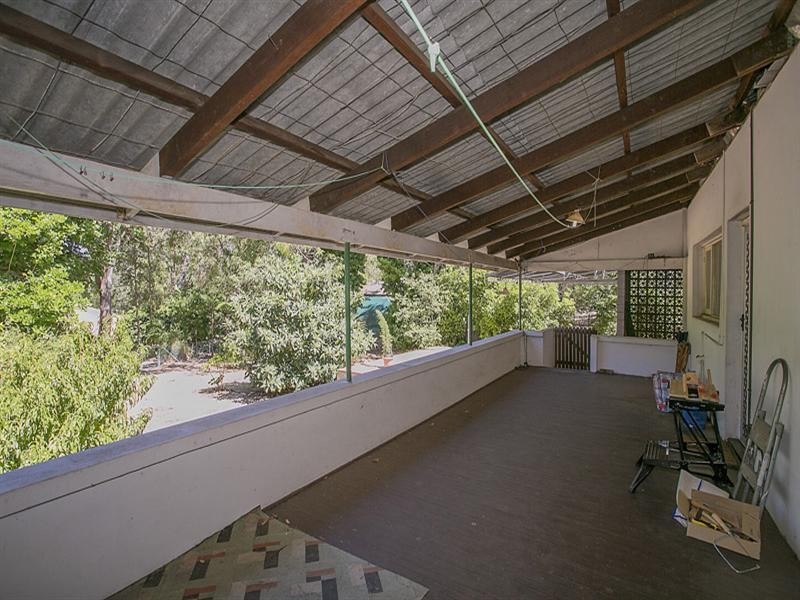 6 Gilmour Road, Roleystone WA 6111