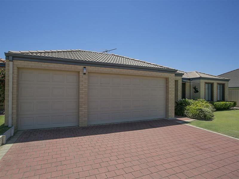 15 Citriadora Avenue, High Wycombe WA 6057