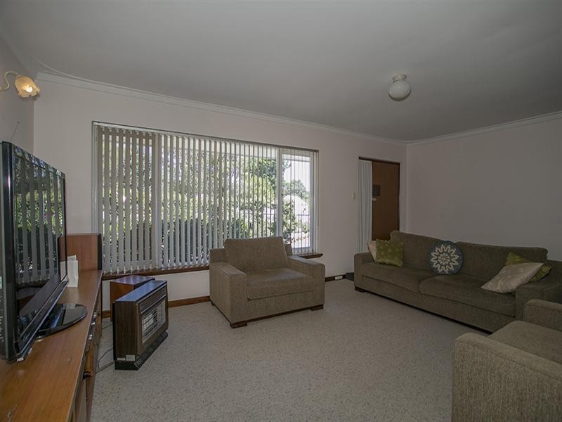 30 Parke Road, Gooseberry Hill WA 6076