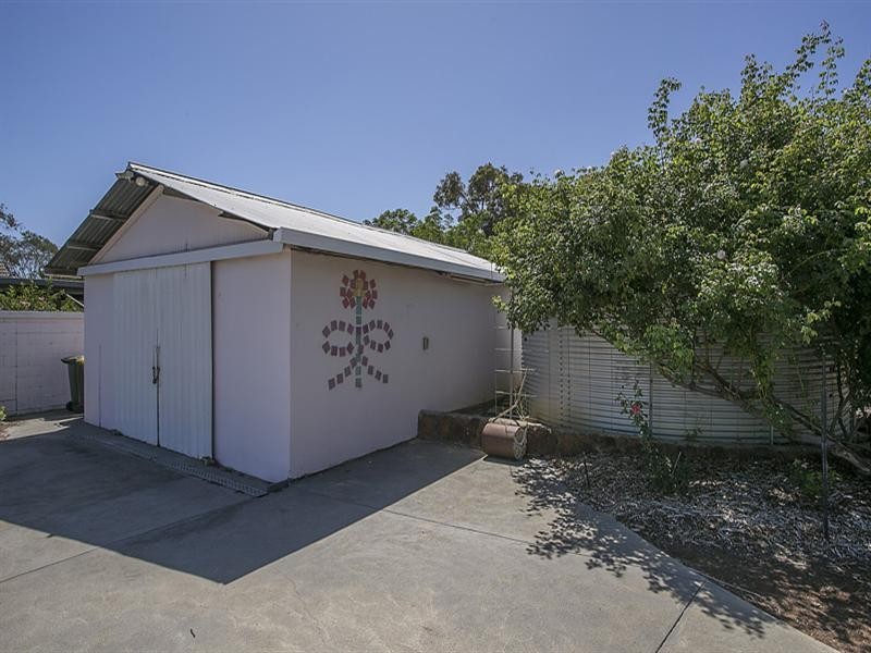 30 Parke Road, Gooseberry Hill WA 6076