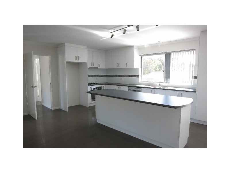 262 Grove Road, Lesmurdie WA 6076