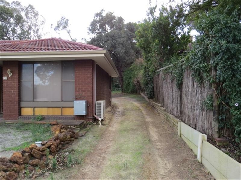 54 Temby Avenue, Kalamunda WA 6076