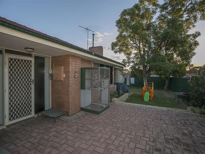 46 Stringybark Drive, Forrestfield WA 6058