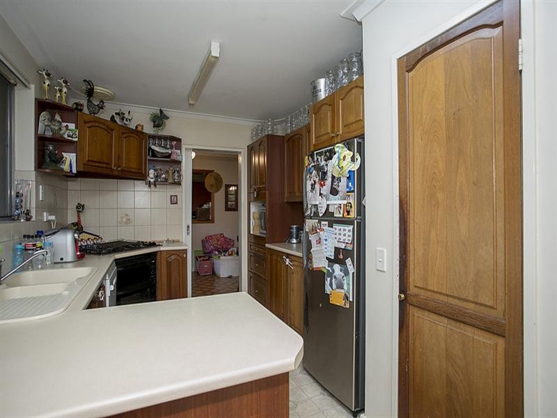 46 Stringybark Drive, Forrestfield WA 6058