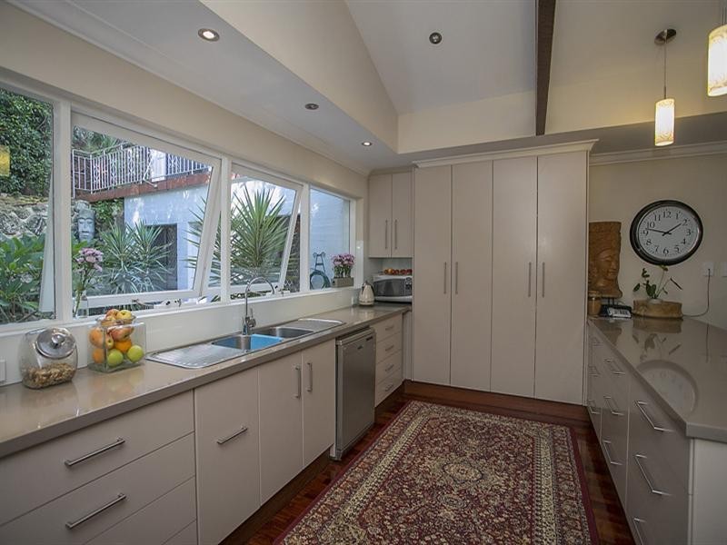 28 Ford Road, Lesmurdie WA 6076