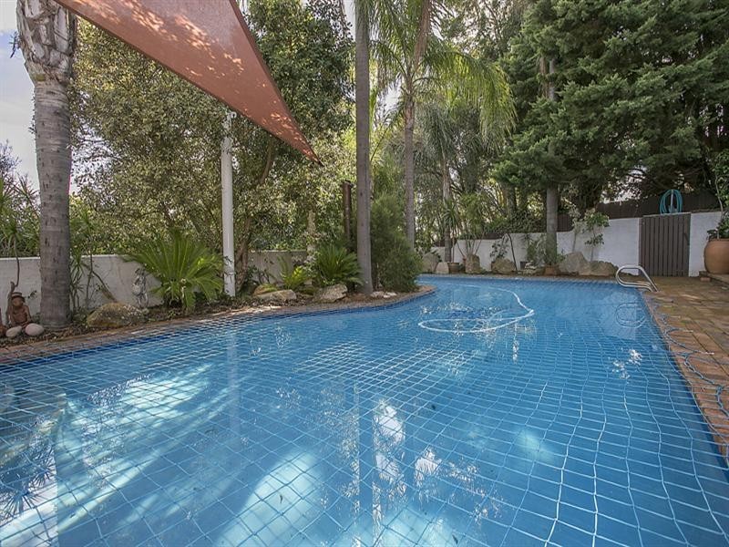 28 Ford Road, Lesmurdie WA 6076