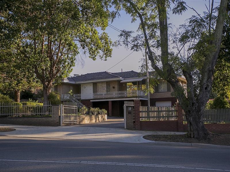 19 Kalamunda Road, Kalamunda WA 6076