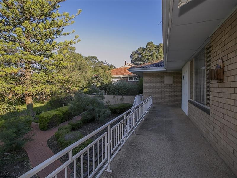 19 Kalamunda Road, Kalamunda WA 6076