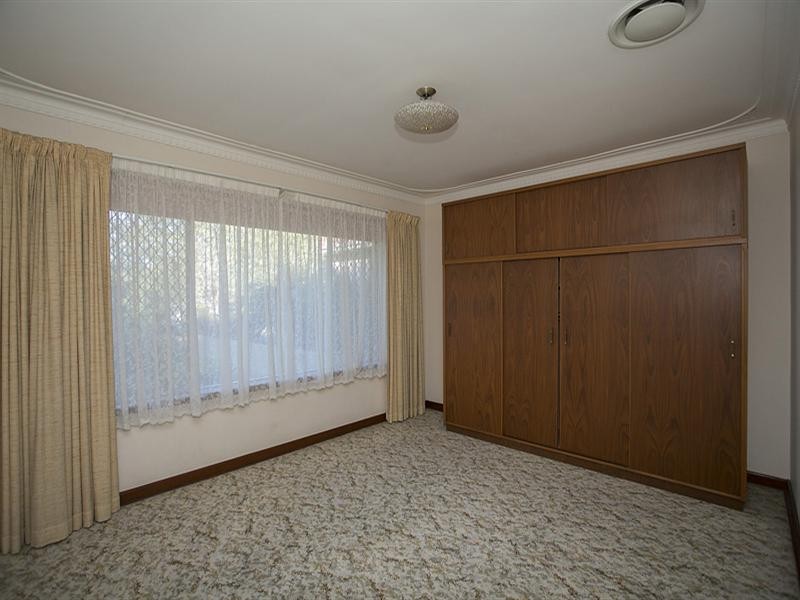 19 Kalamunda Road, Kalamunda WA 6076