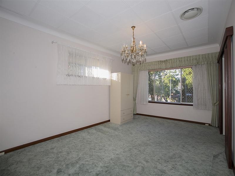 19 Kalamunda Road, Kalamunda WA 6076