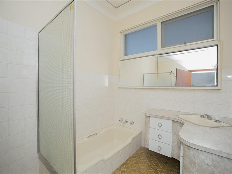 19 Kalamunda Road, Kalamunda WA 6076