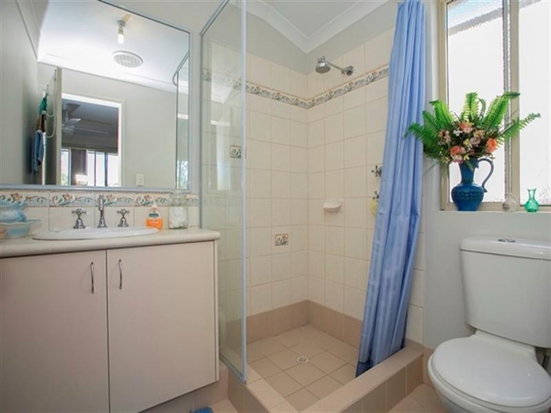 96 Sheffield Road, Wattle Grove WA 6107