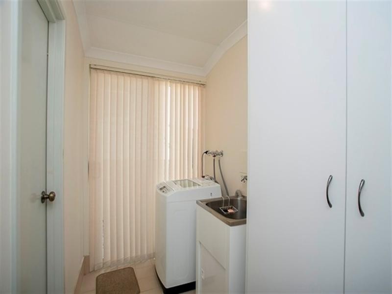 96 Sheffield Road, Wattle Grove WA 6107