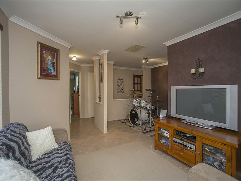 32 Torquata Boulevard, Helena Valley WA 6056