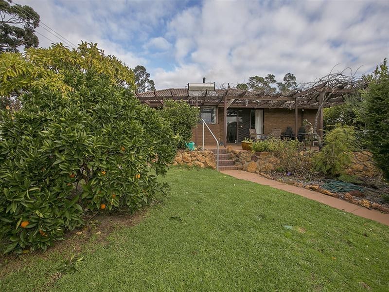 11 Tella Street, Gooseberry Hill WA 6076