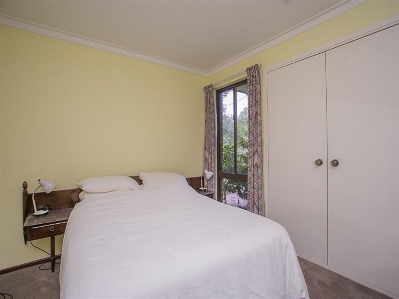 11 Tella Street, Gooseberry Hill WA 6076