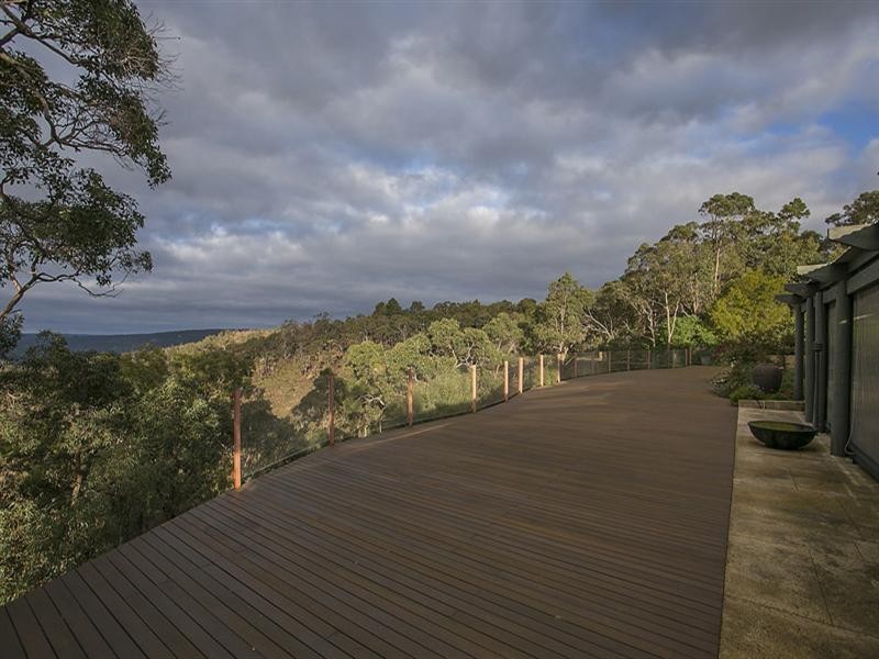 34 Graham Road, Gooseberry Hill WA 6076