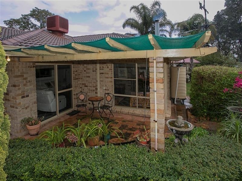 14 Gilbert Road, Lesmurdie WA 6076
