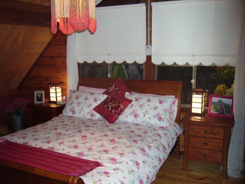 Gooseberry Hill WA 6076