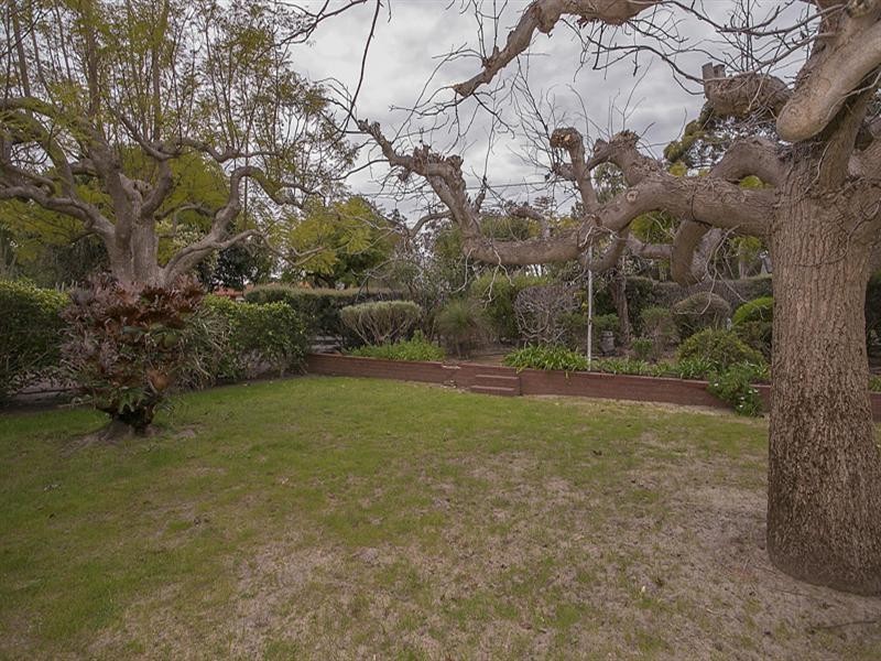 57 Railway Road, Kalamunda WA 6076