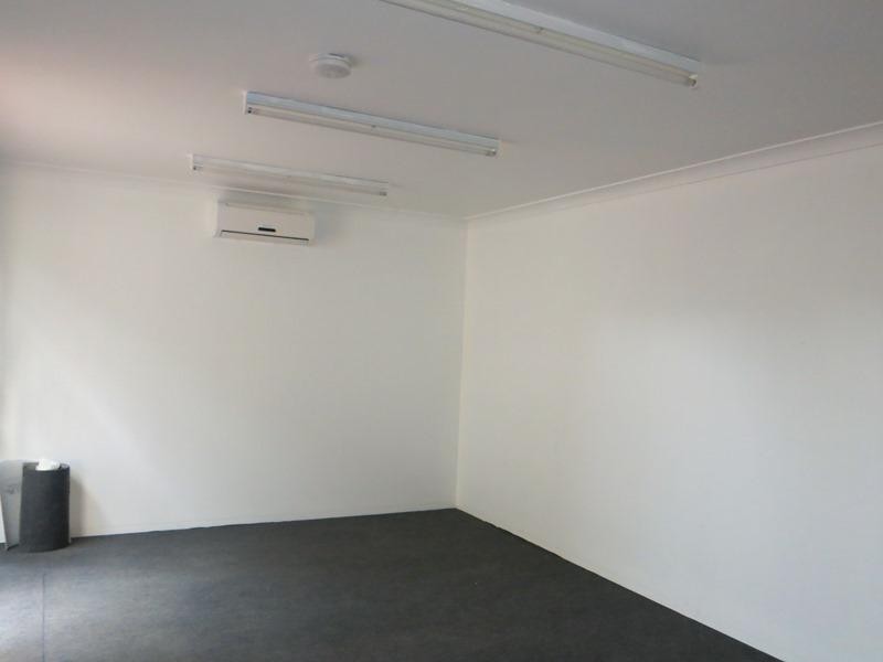 9 Warlingham Drive, Lesmurdie WA 6076