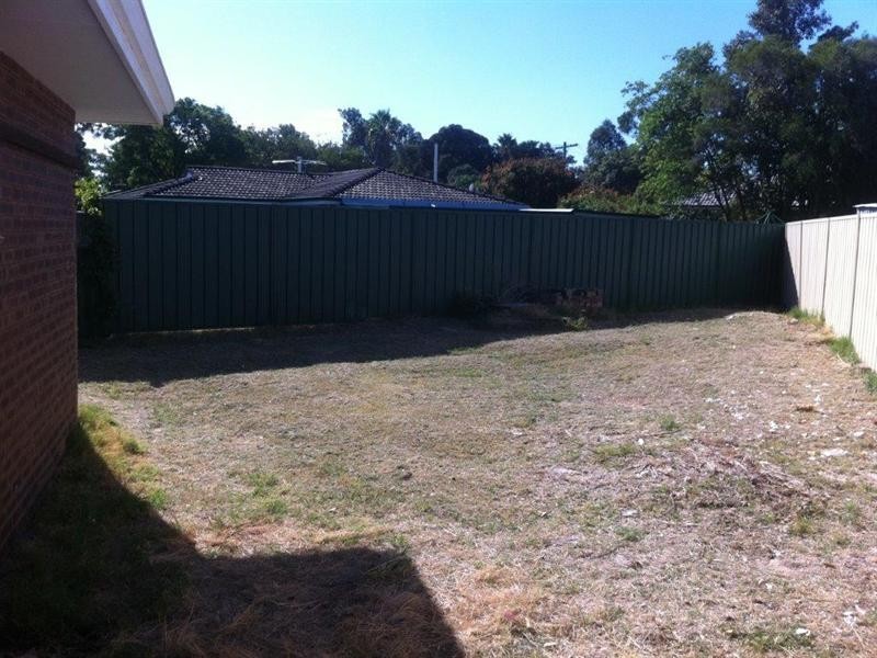 37a Waratah Drive, Camillo WA 6111