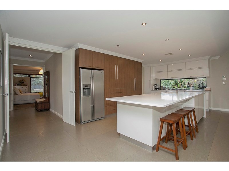 20 Woodview Retreat, Lesmurdie WA 6076