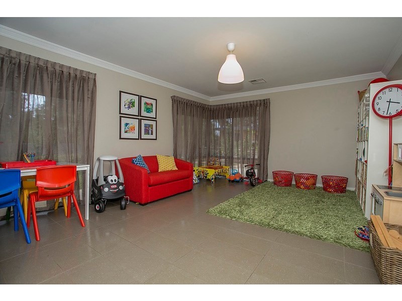 20 Woodview Retreat, Lesmurdie WA 6076