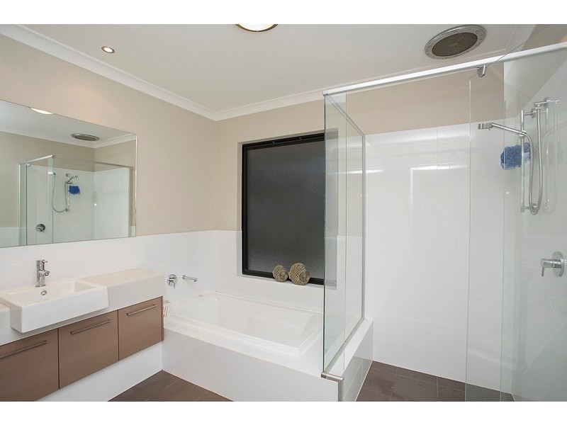 20 Woodview Retreat, Lesmurdie WA 6076