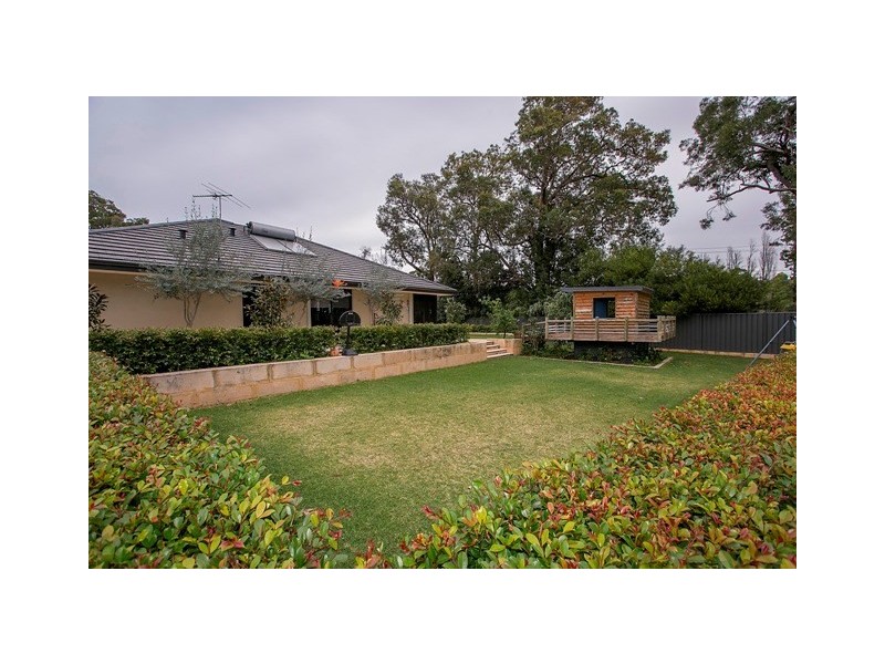 20 Woodview Retreat, Lesmurdie WA 6076