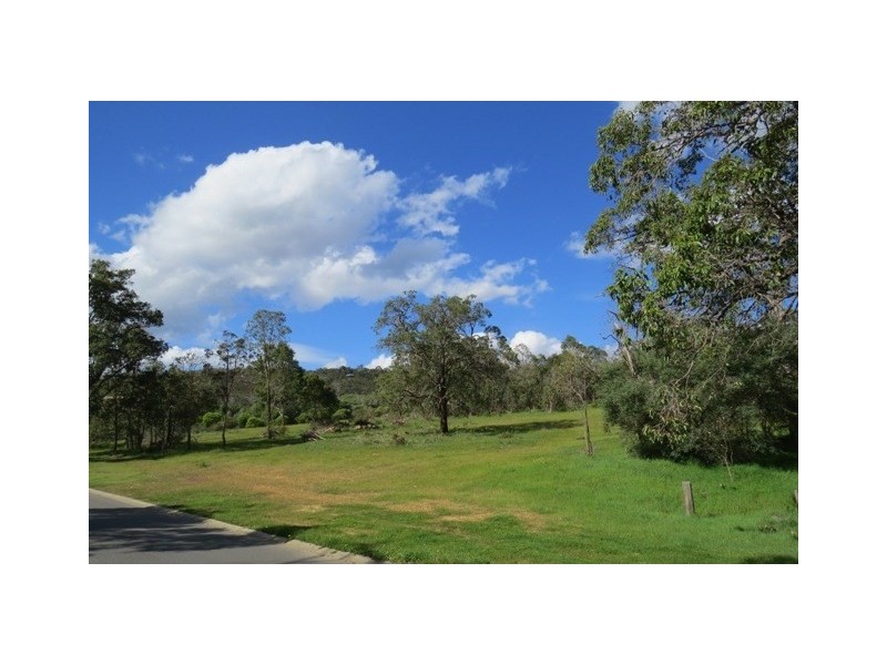 86 John Farrant Drive, Gooseberry Hill WA 6076