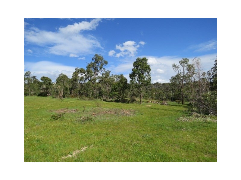 86 John Farrant Drive, Gooseberry Hill WA 6076