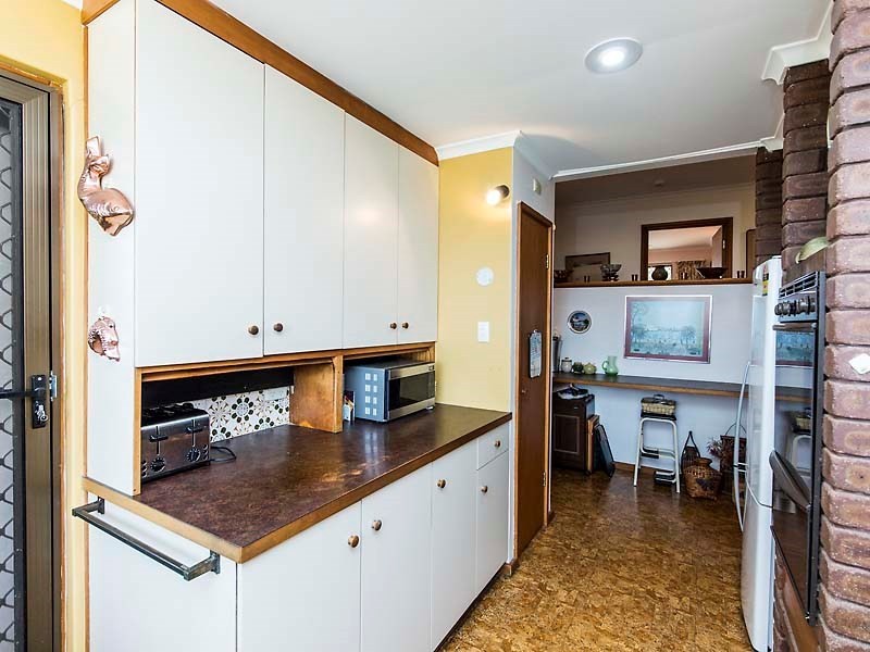 22 Bolt Court, Lesmurdie WA 6076